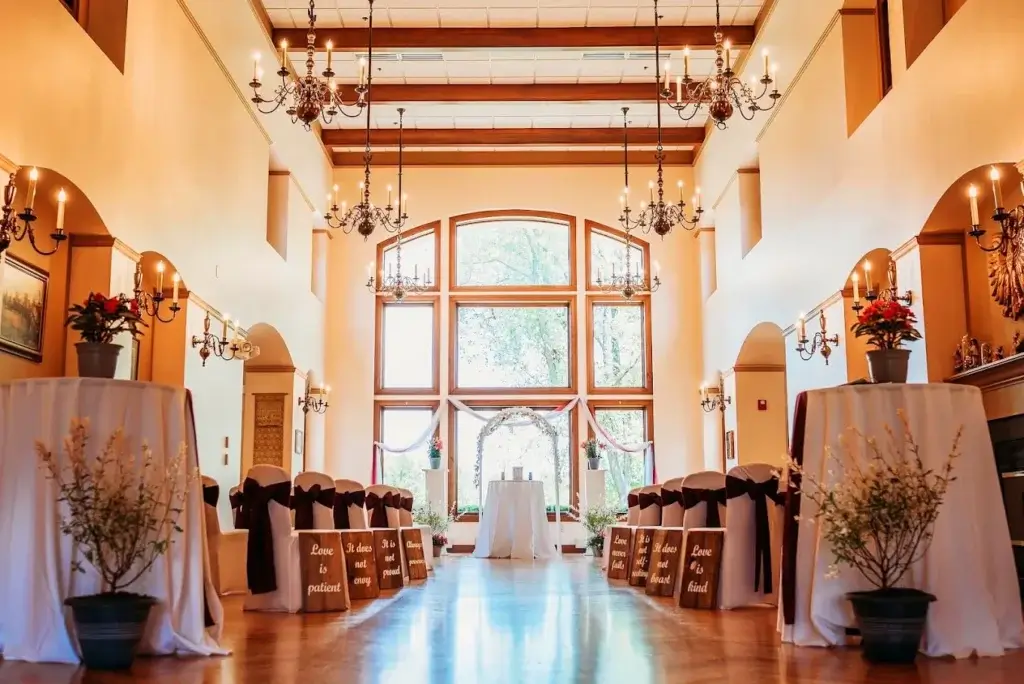 Casino party at the polish center of Wisconsin is a great entertainment option.